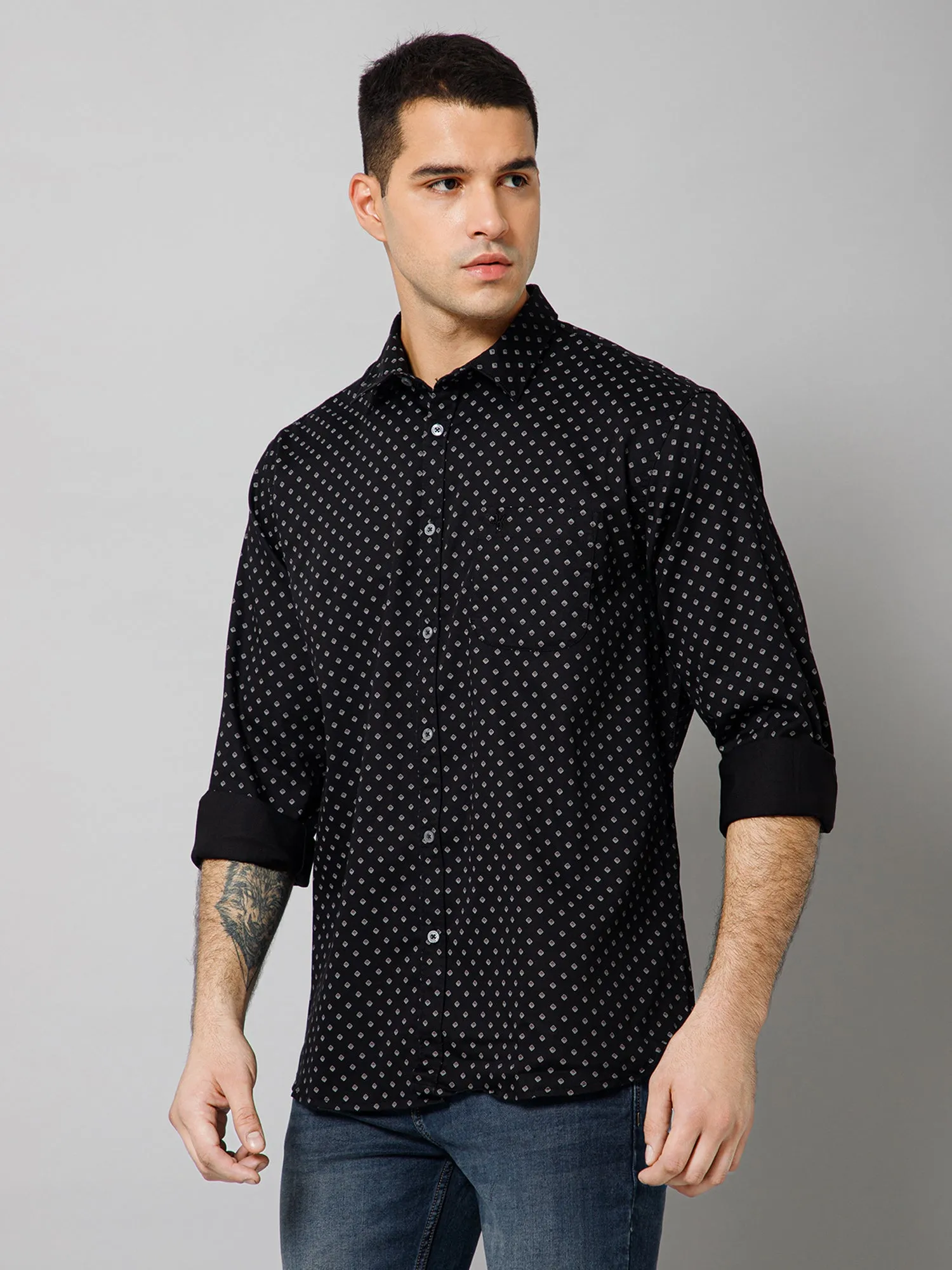 Men's Black Casual Geometric Ditsy Print Full Sleeve Shirt