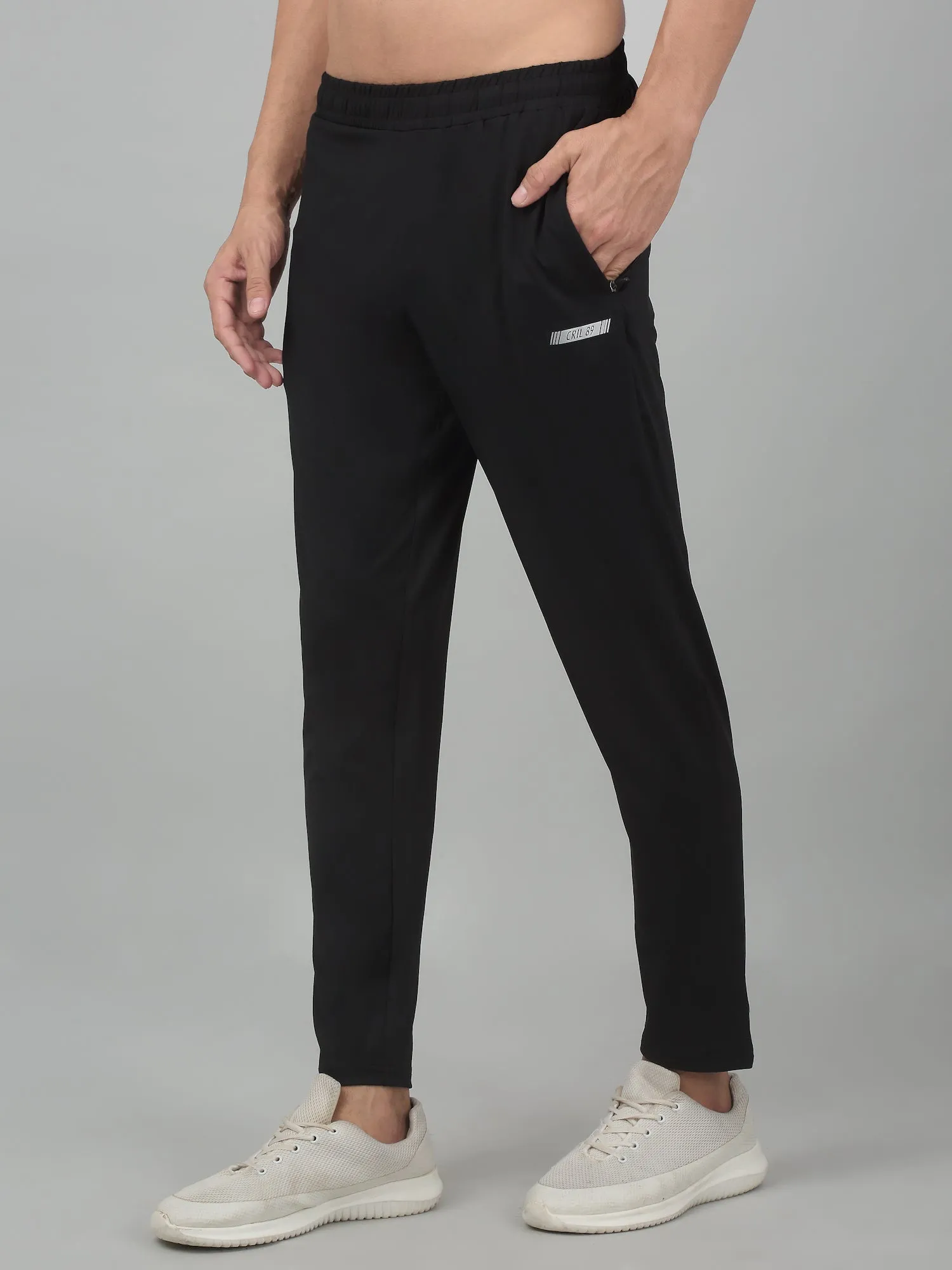 Men's Black Solid Stretchable Active Wear Track Pant