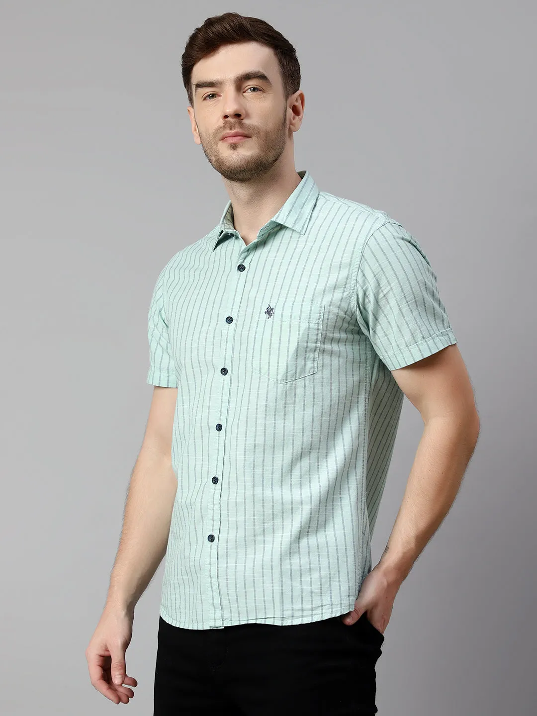 Men's Green Casual Narrow Stripe Half Sleeve Shirt