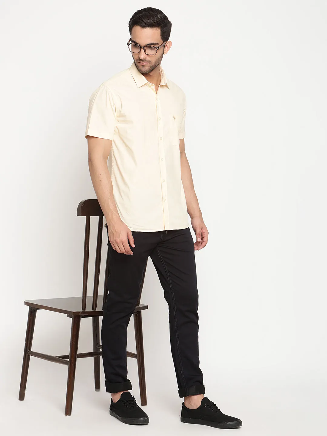 Men's Light Yellow Casual Plain Half Sleeve Shirt