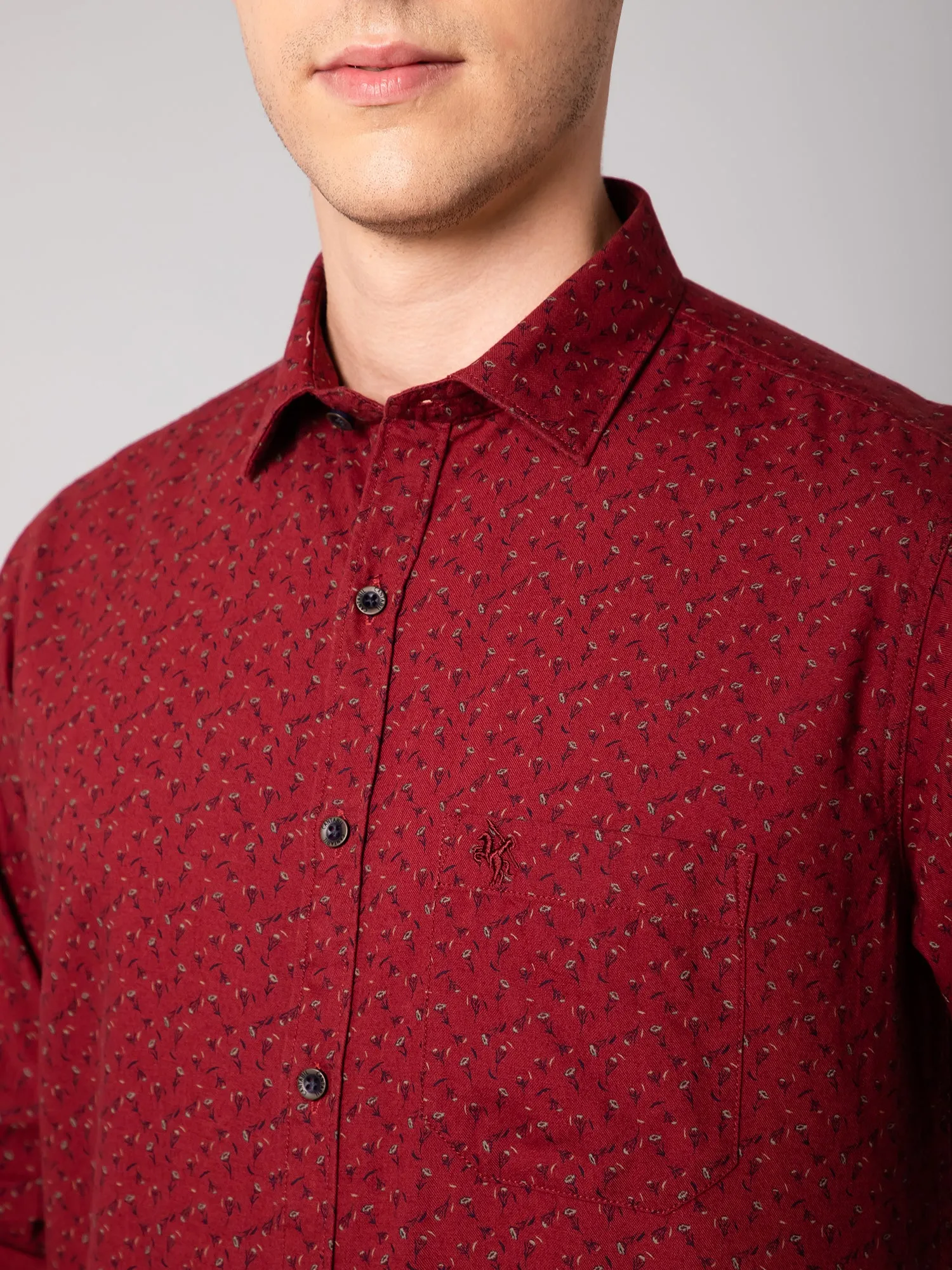 Men's Maroon Casual Floral Print Full Sleeve Shirt