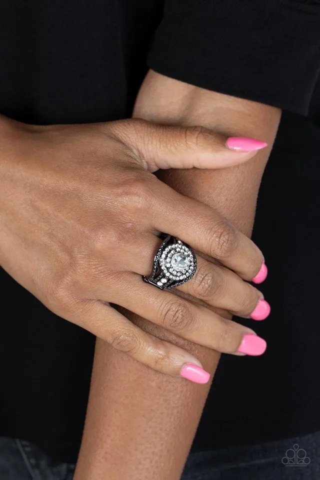 Paparazzi Ring ~ Understated Drama - Black