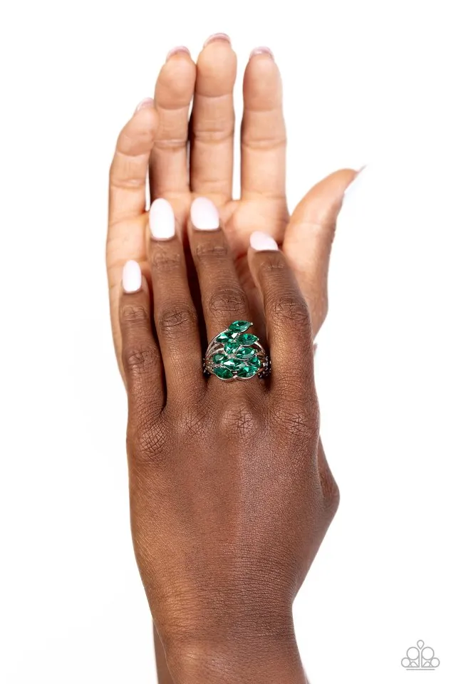 Paparazzi Ring ~ Wave of Whimsy - Green